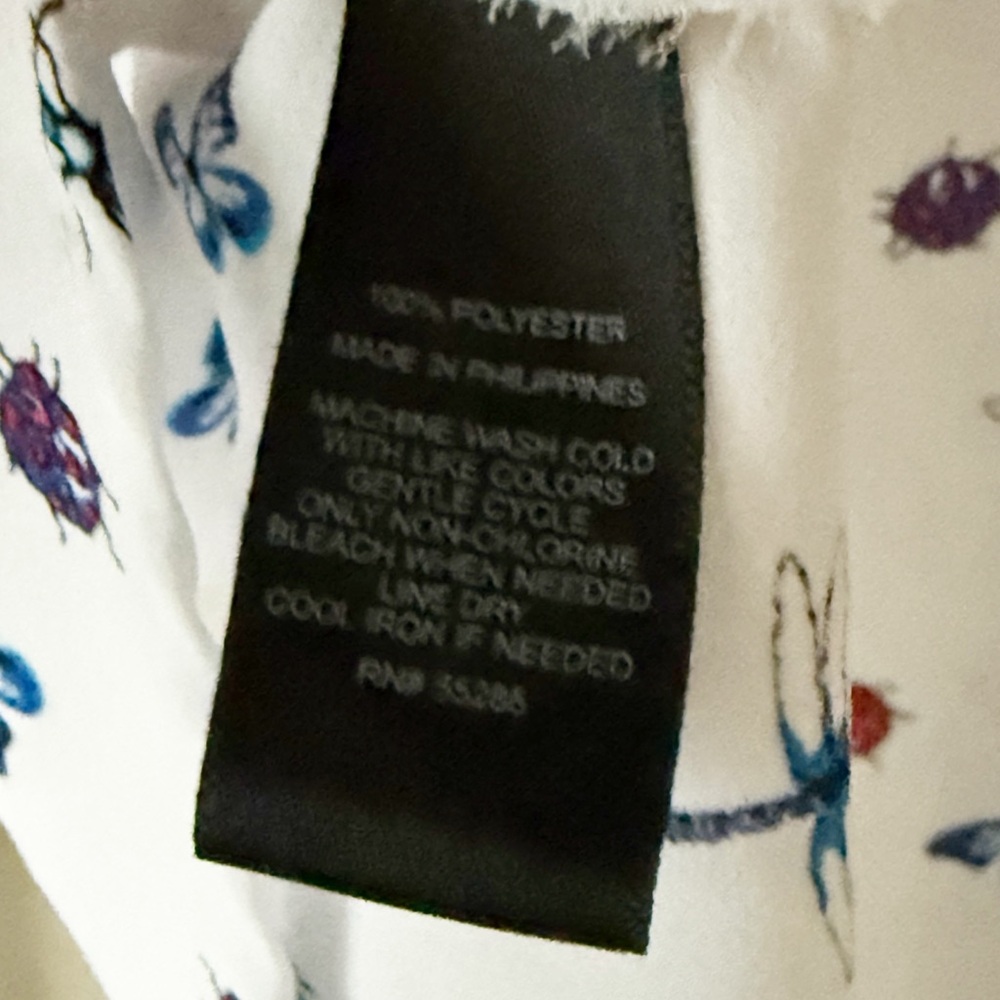 Express Portofino Whimsical Twee Insect Print Blouse White Colorful Print Size S - Picture 5 of 12